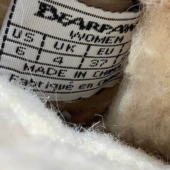 Bearpaw Ella Short Winter Boots Suede Women’s 9 — Cozy, Classic, Cold-Weather - Picture 6 of 6